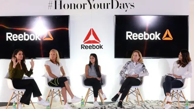 كما تحدثت ماركل خلال مؤتمر "ريبوك أونر يور دايز" في ماساتشوستس العام الماضي.