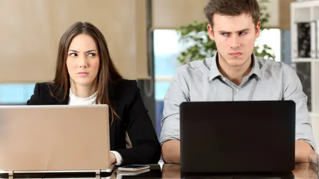 Как говорит Рон Ашкенас, почетный партнер фирмы Schaffer Consulting, нет ничего хуже полного отсутствия обратной связи