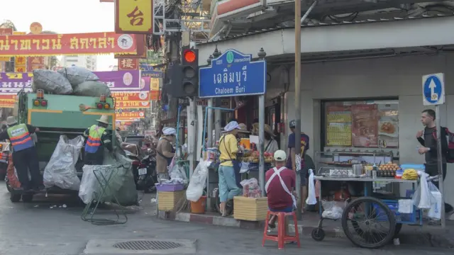 "จุดผ่อนผันให้ค้าขายบางจุดต้องยกเลิกไป"