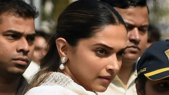 Deepika Padukone - so'rov bo'yicha video ro'yxati deepika padukone porno