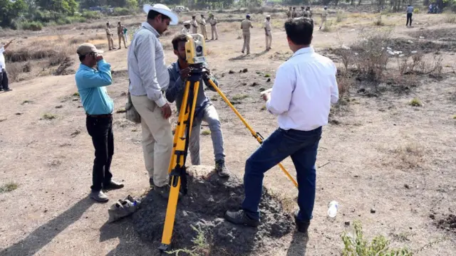 બુલેટ ટ્રેન માટે જમીન અધિગ્રહણ