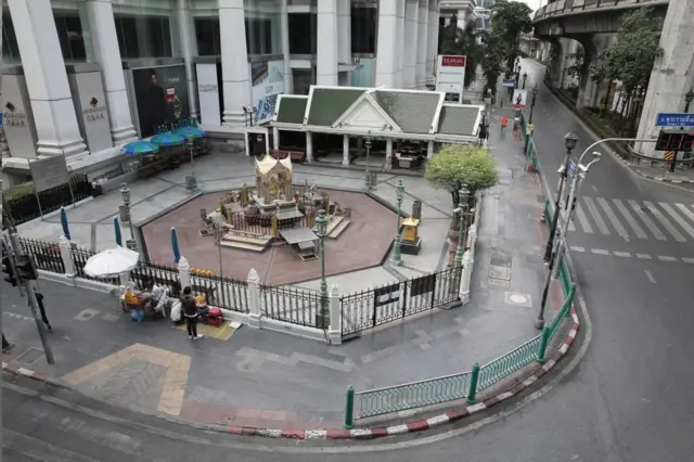 ศาลพระพรหมเอราวัณ