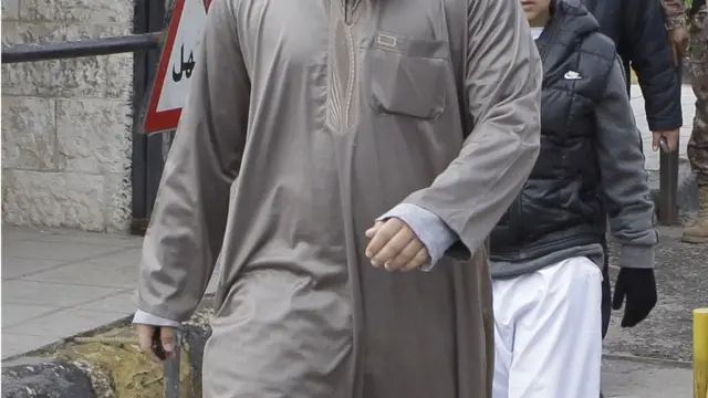 Qamiis