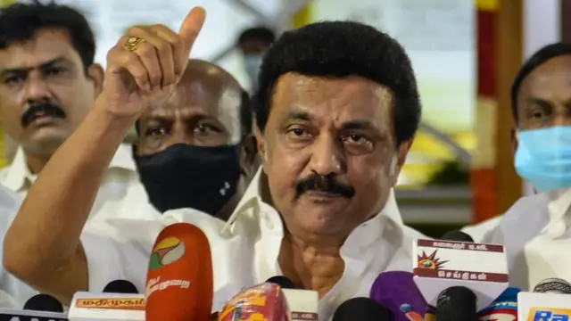 தொடரும் நிர்வாகிகள் நீக்கம்: தி.மு.கவினர் தொடர்ந்து தவறு செய்வது ஏன்?
