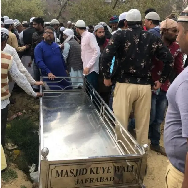 ਇਰਫ਼ਾਨ ਦੇ ਘਰ ਦਾ ਮਾਹੌਲ