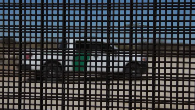 Valla en la frontera entre EE.UU. y México