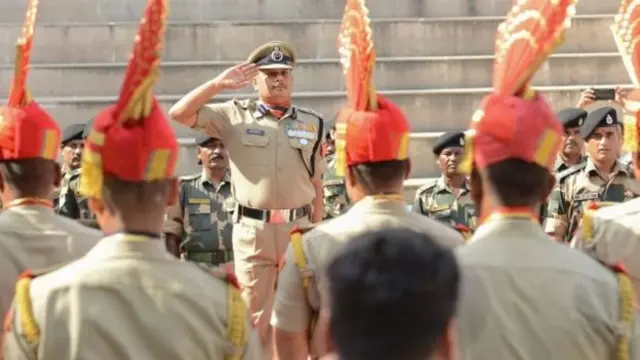 240 காவல் நிலையங்களுக்கு வாகனங்கள் இல்லை, 224இல் தொலைபேசிகள் இல்லை