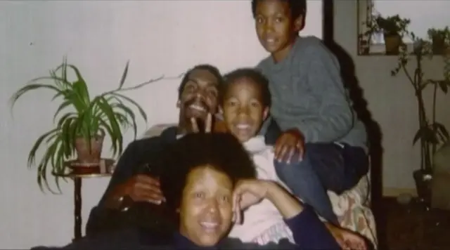 أصبح ماكنير رجلا حرا في مايو 1980 وتم لم شمل الأسرة مرة أخرى بعد انقطاع دام 8 سنوات