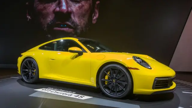 شتاب صفر تا ۱۰۰ کیلومتر در ساعت پورشه ۹۱۱ جدید ۳.۶ ثانیه است