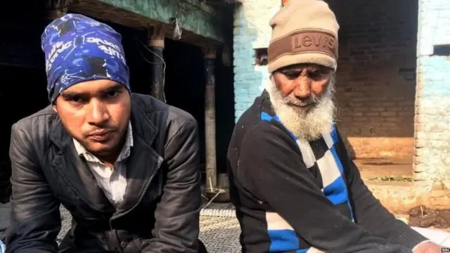 ਊਵੈਸ ਅਤੇ ਉਨ੍ਹਾਂ ਦੇ ਪਿਤਾ ਮੁੰਹਮਦ