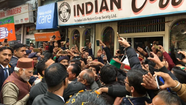 નરેન્દ્ર મોદી ઇન્ડિયન કોફી હાઉસ