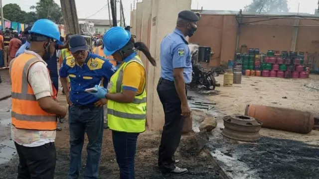 Ènìyàn 8, ilé 25 il['e ìtajà 16 àti àwọn ǹkan mírà lo bá ìṣẹ̀ll iná naa rìn.