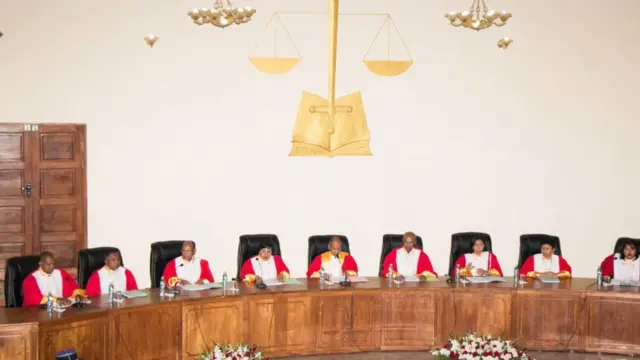 Des membres de la Cour constitutionnelle de Madagascar