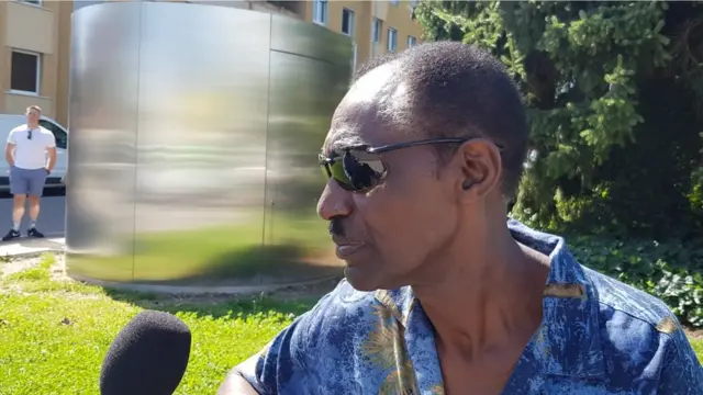 ጋሽ አበራ ሞላ