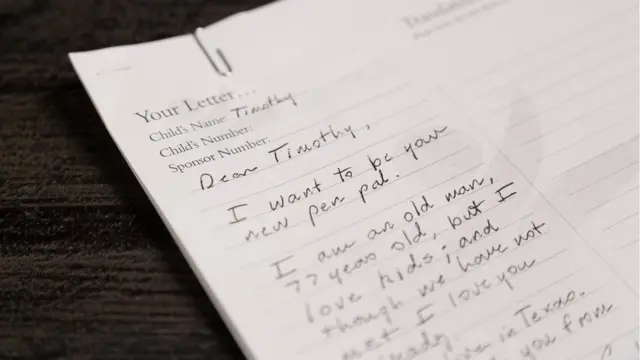 Xalayaa Joorji HW Buush Ximootiif barreessaa turan.