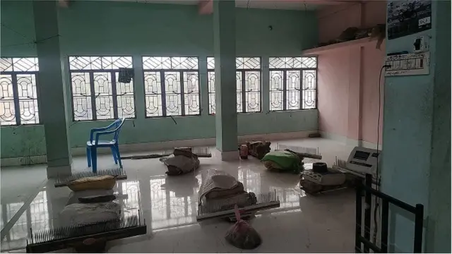 ఖాళీ ఫ్యాక్టరీ