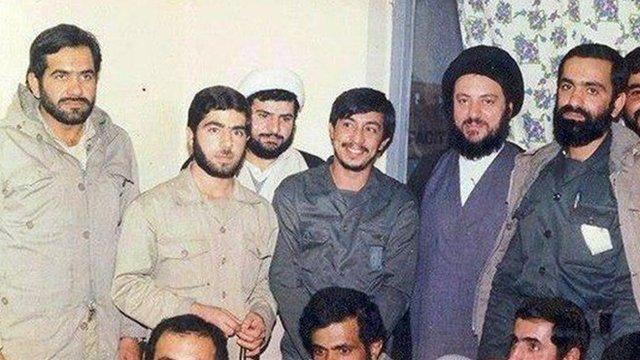 محمدرضا نقدی نفر اول از سمت راست؛ او زمانی به فرماندهی نیروهای نظامی ایران در بوسنی انتخاب شد که پیشتر مسئول آموزش نیروی قدس بود و رئیس دانشگاه افسری امام علی بود