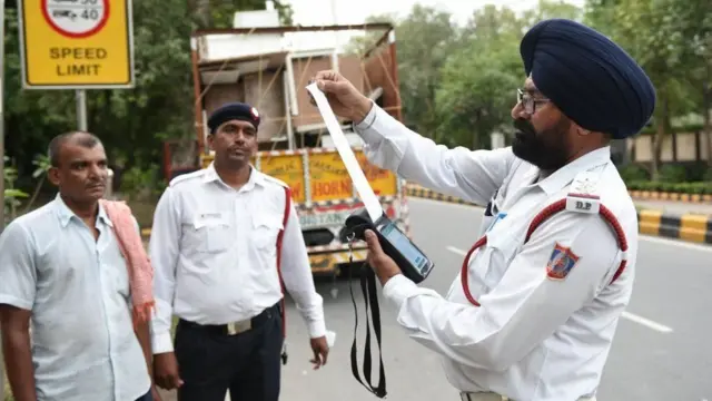 டிரைவருக்கு ரூ.86 ஆயிரம் அபராதம்