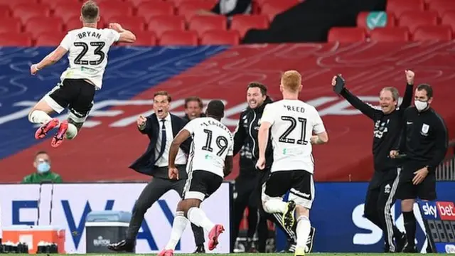 Fulham celebrate during the 2020 Championship play-off final