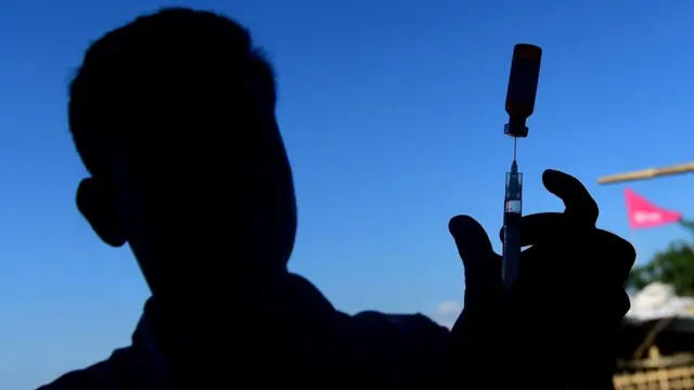 Антиваксеры считают, что прививки вредны