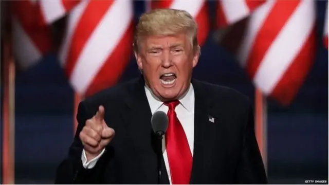 डोनल्ड ट्रंप