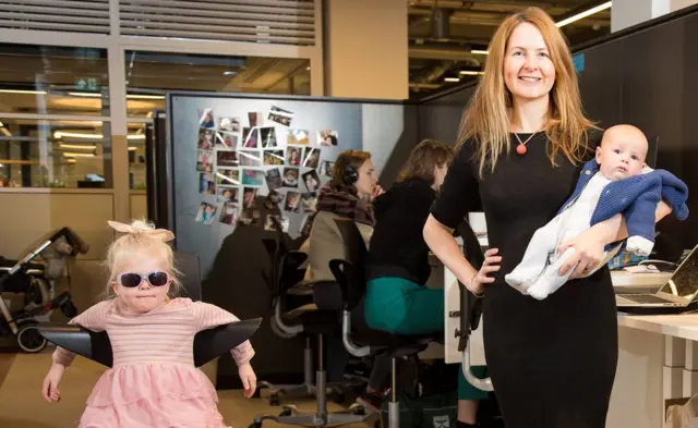 ሓንቲ ወላዲት ደቃ እንኣለየት