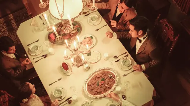 Makan malam Bumi Manusia