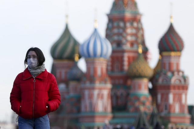 俄罗斯的疫情快速恶化，确诊人数已经突破了一万人。