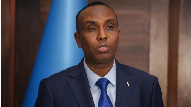 Baarlamaanka ayaa lagu wadaa inay ansixiyaan magacaabista Xamse