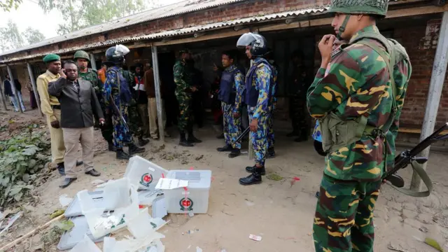 ৫ই জানুয়ারি, ২০১৪ - বিতর্কিত এক নির্বাচনের দিন।