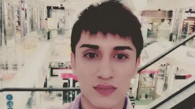 Qiz dostini jinsiy aloqa qilish uchun sotdi