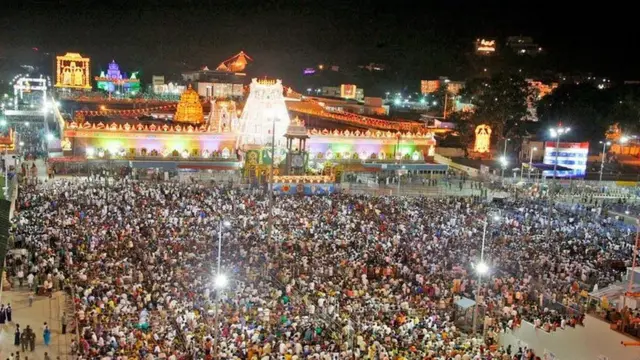 తిరుమలలో భక్తులు