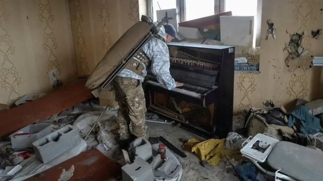 உக்ரைன்