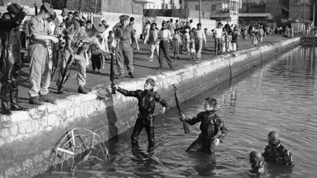 सुएझ कालवा