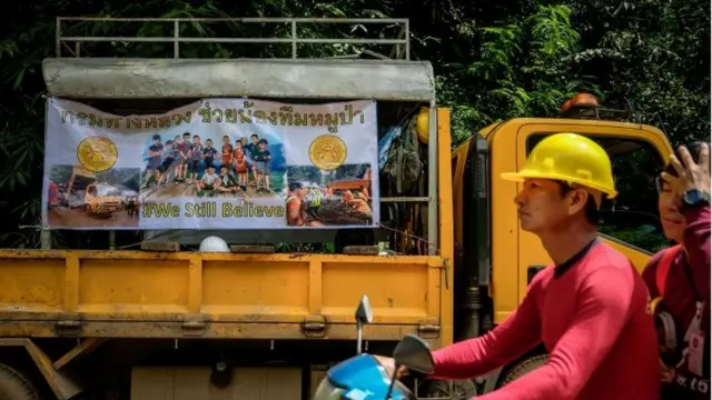 تھائی بچوں کو نکالنے کے لیے آپریشن