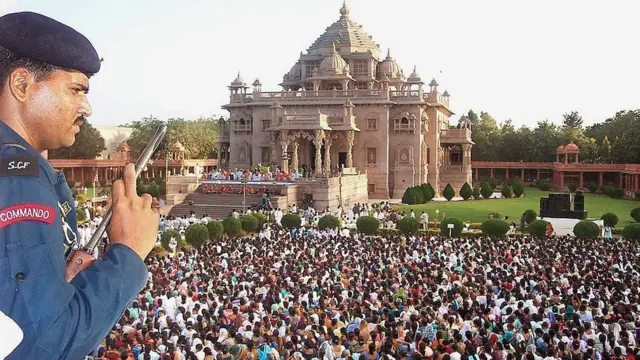 અક્ષરધામ મંદિર પરિસર