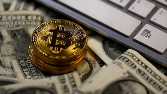 قیمت امروز بیت‌کوین نزدیک به ۱۰ هزار دلار است