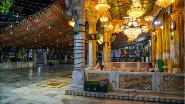 कोरोनानंतरचा धर्म कसा असेल?