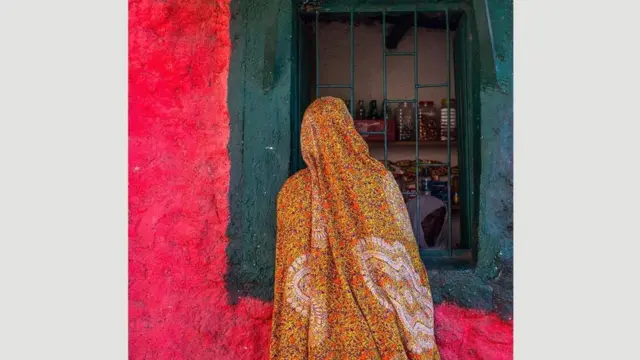 عاملة بناء في إثيوبيا