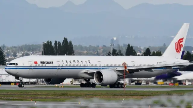 An Air China flight bound for Shenzhen, believed to be carrying Huawei CFO Meng Wanzhou, takes off from Vancouver International Airport in Richmond