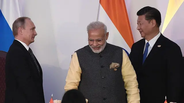 रशिया भारत आणि चीन