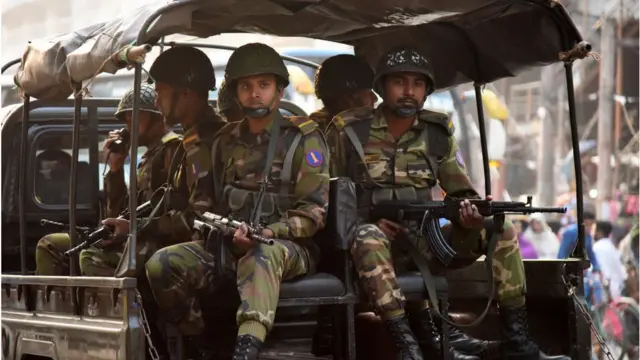 সেনা টহল