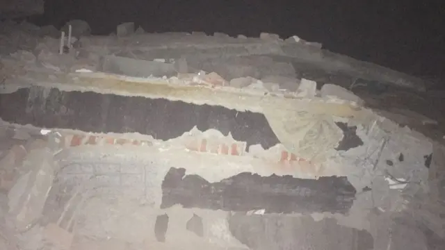 इमारत का मलबा