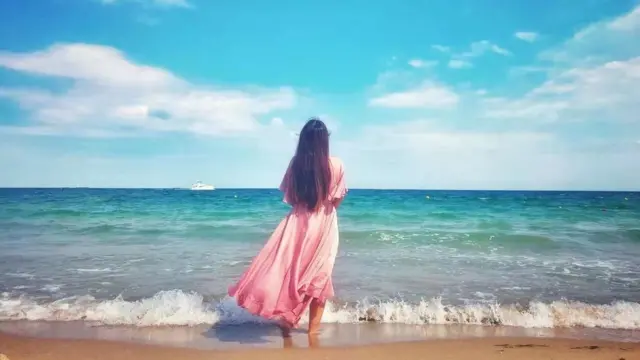 中國留學生麗莎說,戰爭中她沒有拍下任何照片,「只想把烏克蘭最美的一面留下」。