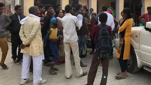 உன்னாவ் வழக்கு: நட்பு, திருமணம், பாலியல் பலாத்காரம் மற்றும் எரித்துக் கொலை -நடந்தது என்ன?