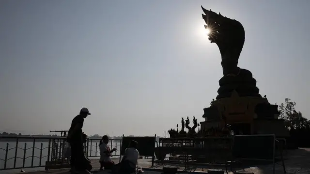 ภาพประกอบ