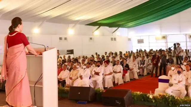 सोनिया गांधी