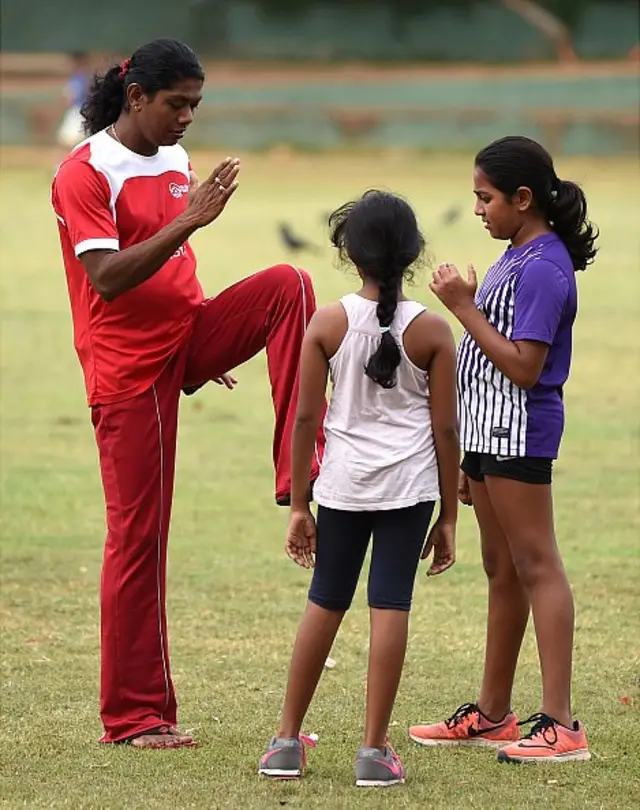අද තියෙන්නේ ප්‍රාර්ථනාවක්