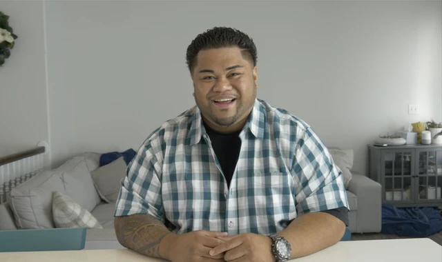 Un candidato grabando una video entrevista con HireVue.