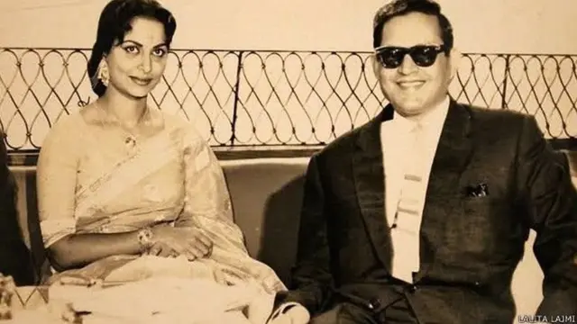 વહીદા રહેમાન સાથે ગુરુ દત્ત.